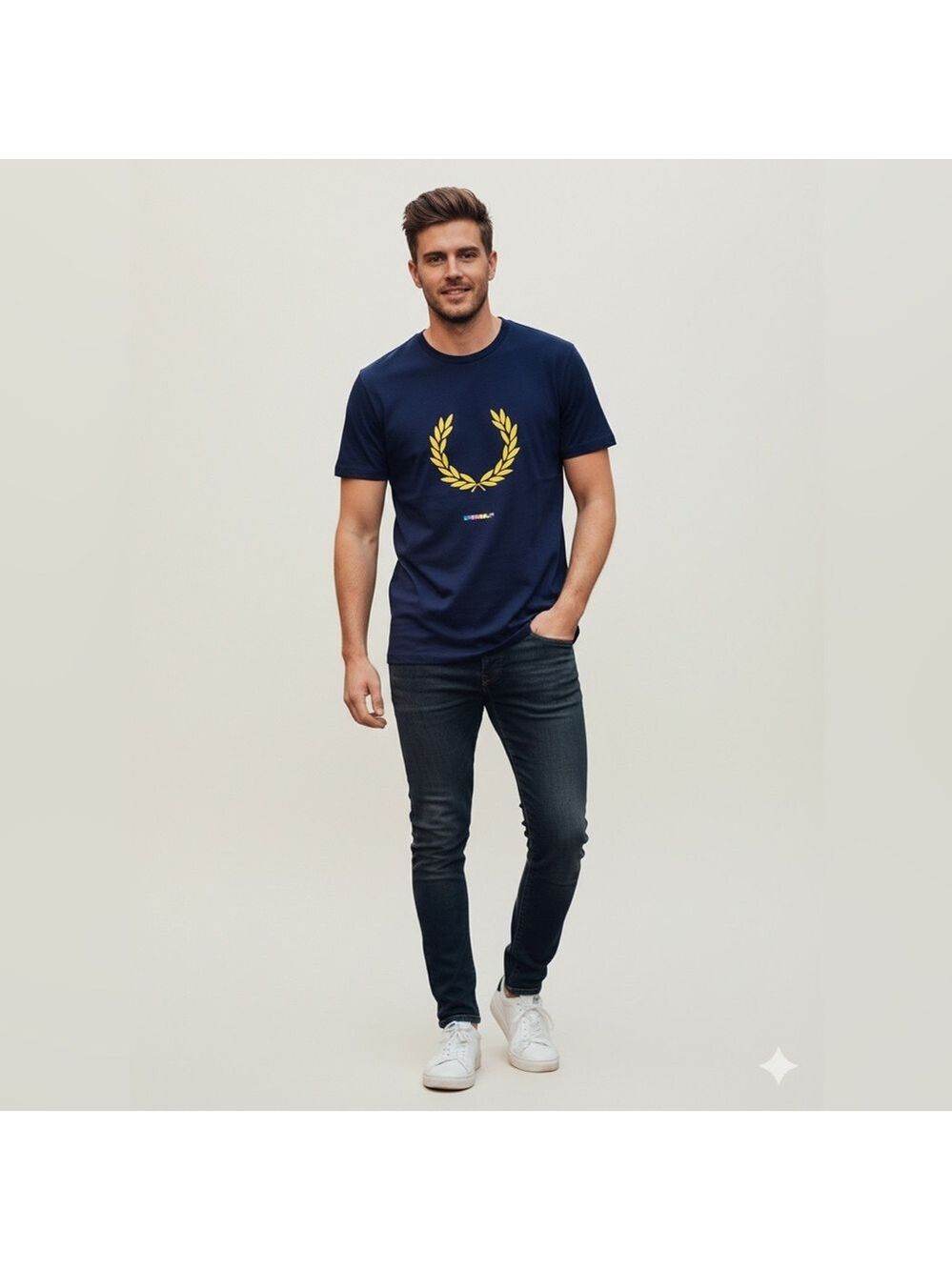 Fred Perry Navy Blue Laurel Wreath Graphic T-Shirt - Size M - NWT